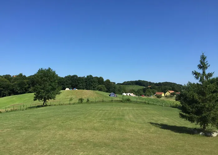 Διαμέρισμα Village *